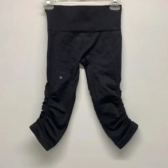 Lululemon Seamless In The Flow Crop Cropped Leggings Tights Pants Gray Size 2 - Picture 5 of 9